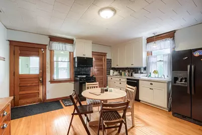 106 N Pine Street, Chaska, MN 55318 - Photo 9