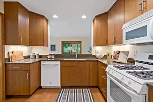 14471 Stewart Ln, Minnetonka, MN 55345 - Photo 9
