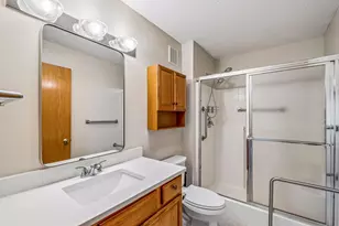18716 Kalmar Ct, Lakeville, MN 55044 - Photo 15