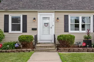 339 Jefferson Ave, North Mankato, MN 56003 - Photo 1