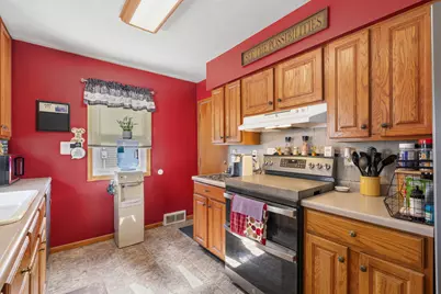 339 Jefferson Avenue, North Mankato, MN 56003 - Photo 11
