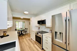 10245 Scarborough Rd, Bloomington, MN 55437 - Photo 3