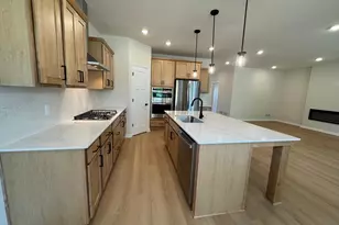 8219 Haywood Dr, Lino Lakes, MN 55014 - Photo 3