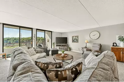 625 19th Street NW #802, Rochester, MN 55901 - Photo 9