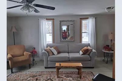 194 5th Avenue NE, Hutchinson, MN 55350 - Photo 5