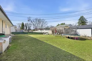 1561 Clarence St, Saint Paul, MN 55106 - Photo 21