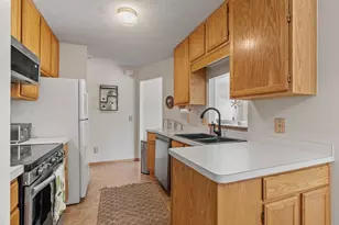 14282 Empire Ave, Apple Valley, MN 55124 - Photo 11