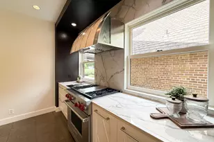 909 8th St SW, Rochester, MN 55902 - Photo 25