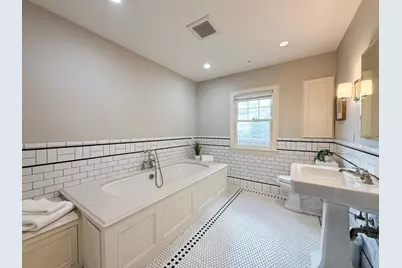 909 8th Street SW, Rochester, MN 55902 - Photo 37