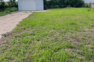 809 South Ave, North Mankato, MN 56003 - Photo 1