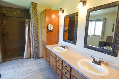 506 E Bakke Avenue, Newfolden, MN 56738 - Photo 9