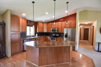 506 E Bakke Avenue, Newfolden, MN 56738 - Photo 9