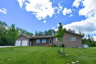 506 E Bakke Ave, Newfolden, MN 56738 - Photo 3