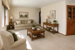 948 Main St S, Shakopee, MN 55379 - Photo 3