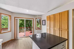 628 Eagle Ridge Rd, Woodbury, MN 55125 - Photo 13