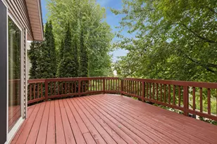 628 Eagle Ridge Rd, Woodbury, MN 55125 - Photo 35