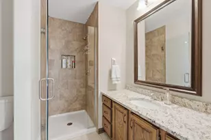 9445 Hillingdon Rd, Woodbury, MN 55125 - Photo 15