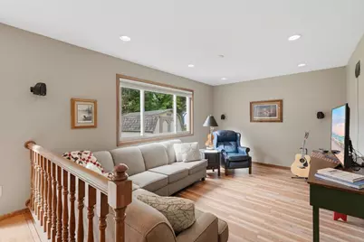 9445 Hillingdon Road, Woodbury, MN 55125 - Photo 9