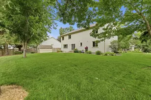 9445 Hillingdon Rd, Woodbury, MN 55125 - Photo 25