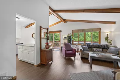 266 Hallam Curve, Mahtomedi, MN 55115 - Photo 5
