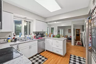 7001 Beacon Cir, Eden Prairie, MN 55346 - Photo 11