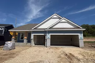 1271 Hadley Hills Dr NE, Rochester, MN 55906 - Photo 1
