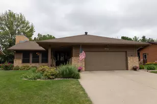 1956 Dorathea Blvd, Worthington, MN 56187 - Photo 3