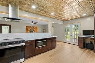 4220 Marion Rd SE, Rochester, MN 55904 - Photo 9
