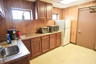 423 Zeh Street W, Thief River Falls, MN 56701 - Photo 27