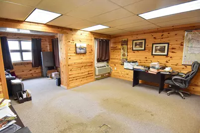 423 Zeh Street W, Thief River Falls, MN 56701 - Photo 25