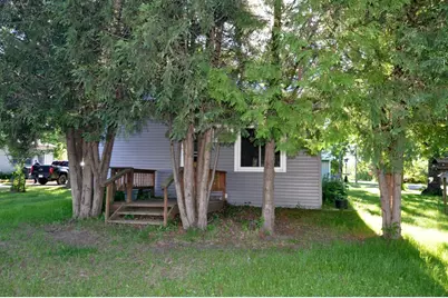 390 Pleasant Avenue SE, Akeley, MN 56433 - Photo 5