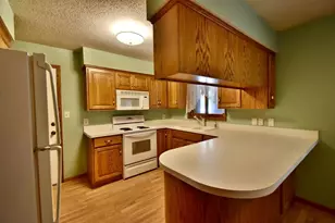 801 Maywood Dr, Saint Cloud, MN 56303 - Photo 3