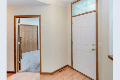 2144 Albemarle Court N, Roseville, MN 55113 - Photo 23