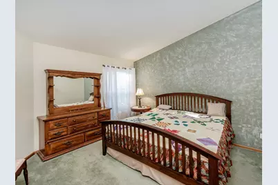 2144 Albemarle Court N, Roseville, MN 55113 - Photo 17