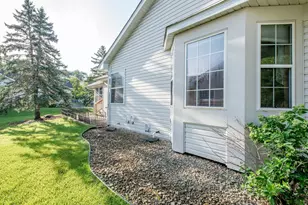 2144 Albemarle Ct N, Roseville, MN 55113 - Photo 31