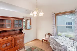 2144 Albemarle Ct N, Roseville, MN 55113 - Photo 15