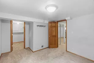 2711 5th Ave E, North Saint Paul, MN 55109 - Photo 25