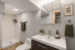 2711 5th Ave E, North Saint Paul, MN 55109 - Photo 27