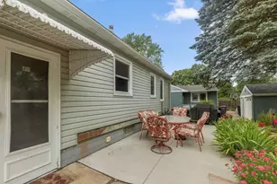 2711 5th Ave E, North Saint Paul, MN 55109 - Photo 33