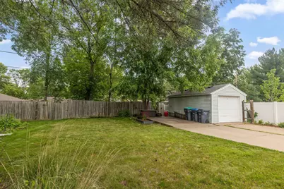 2711 5th Avenue E, North Saint Paul, MN 55109 - Photo 37