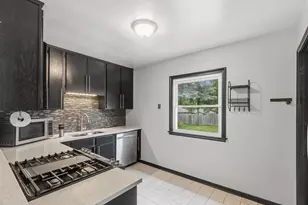 2711 5th Ave E, North Saint Paul, MN 55109 - Photo 11