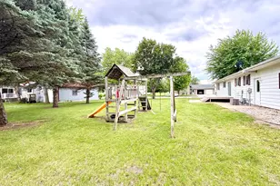1365 7th St, Dawson, MN 56232 - Photo 9