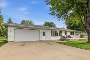 1365 7th St, Dawson, MN 56232 - Photo 29