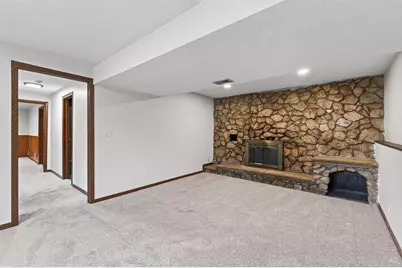 321 Hugo Street NE, Fridley, MN 55432 - Photo 19