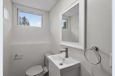 321 Hugo Street NE, Fridley, MN 55432 - Photo 23