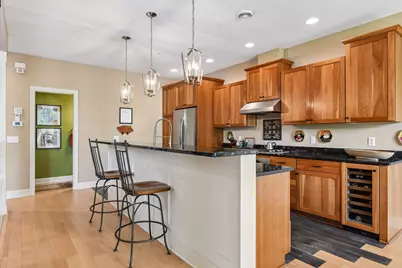 10837 S Shore Drive, Plymouth, MN 55441 - Photo 9
