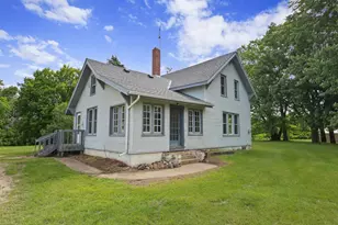 17392 Hawthorn Rd, Little Falls, MN 56345 - Photo 3