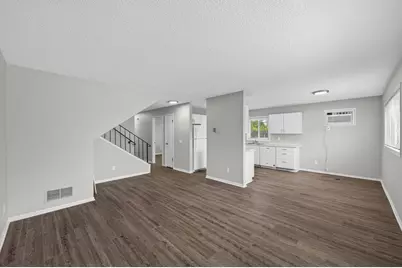 924 9th Avenue SE, Minneapolis, MN 55414 - Photo 3
