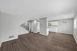 924 9th Ave SE, Minneapolis, MN 55414 - Photo 3