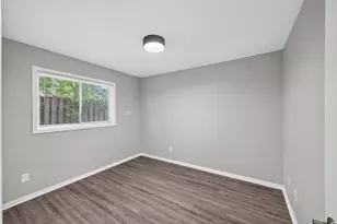924 9th Ave SE, Minneapolis, MN 55414 - Photo 15